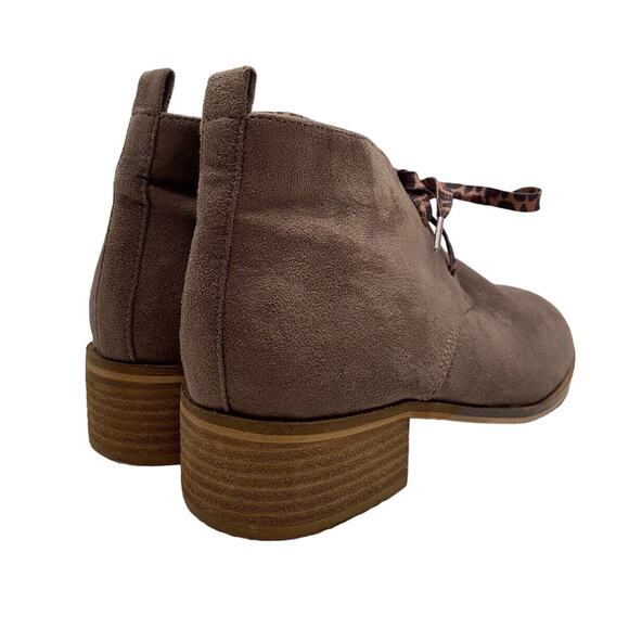 Hey Girl Corky’s Totes Ankle Booties Women’s 10 Taupe Faux Suede Leopard Lace Up - Picture 3 of 14